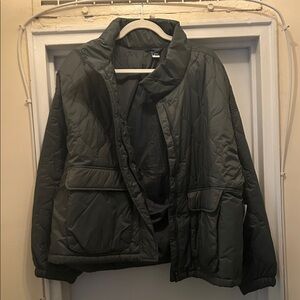 Old Navy Women's Puffer Jacket - Dark Green